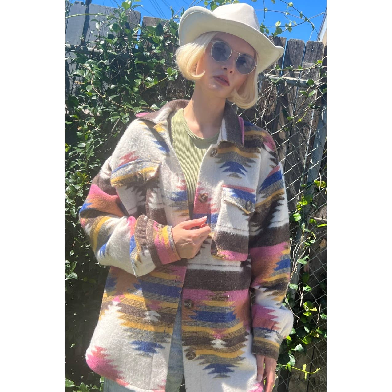 Mapcie - Wholesale Jacket - Women's - AZTEC JACQUARD SHACKET WITH POCKET14