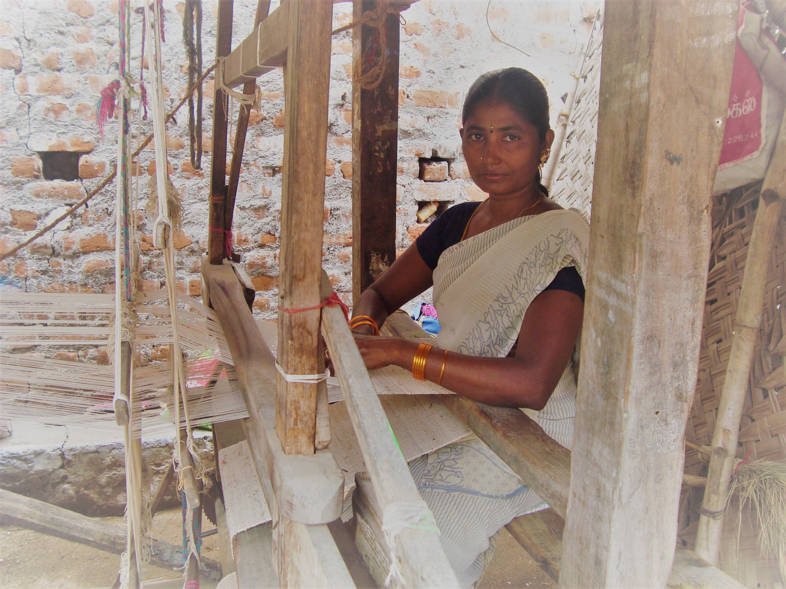 Sustainable Threads - Wholesale Placemat - Banana Fiber Placemat | Handwoven Biscotti Chutney (set of 4)1