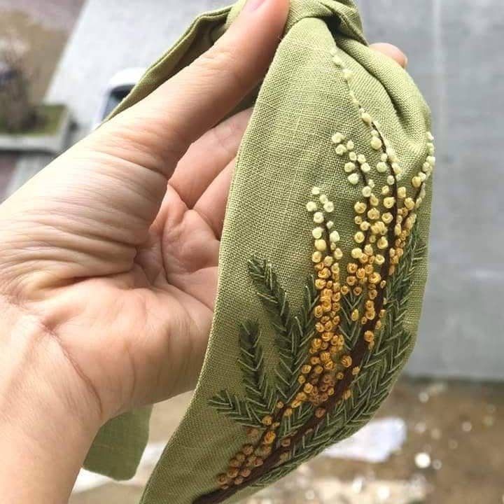 Quince Fables - Wholesale Fashion Headband - Women's - Floral Embroidered Linen Knot Turban, Collection Olivia ✅1