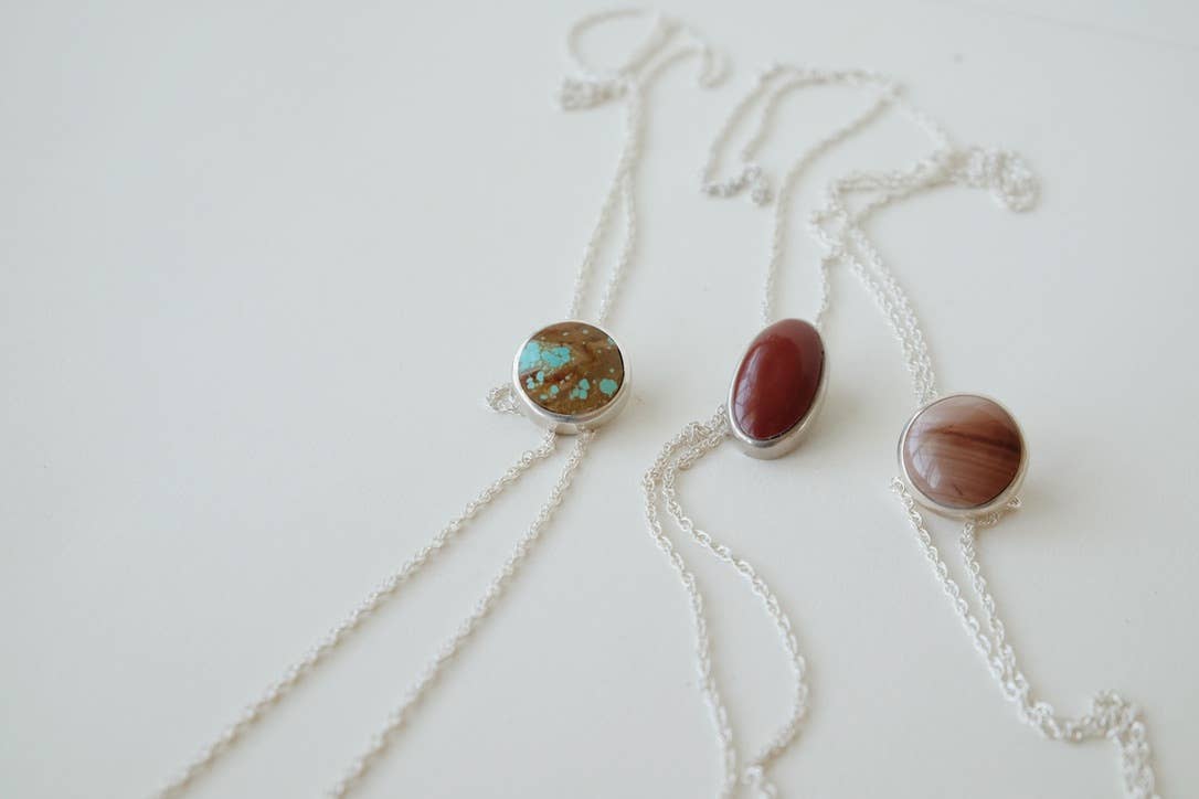 Sarah Safavi Jewelry – Colar pingente/pendente por atacado – Colar de Laço Bolo Sterling2