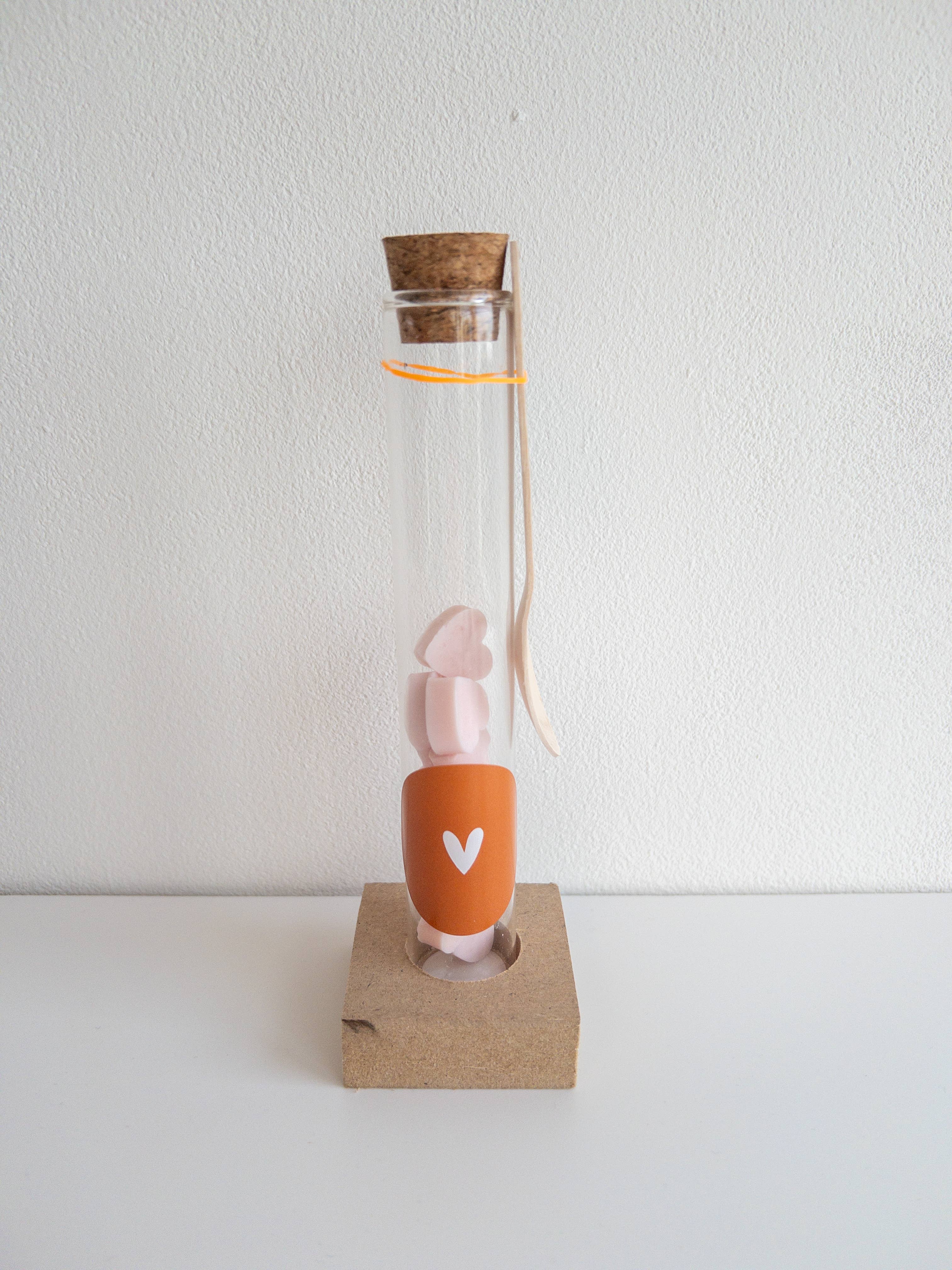 SEQ LIFESTYLE - Wholesale Party Favor - Gift tubes Soap hearts5