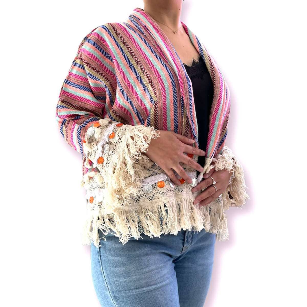 Flerfarvet sortiment Boho Chic bomuldsjakke til kvinder - afslappet stil for engroshandel på Faire5