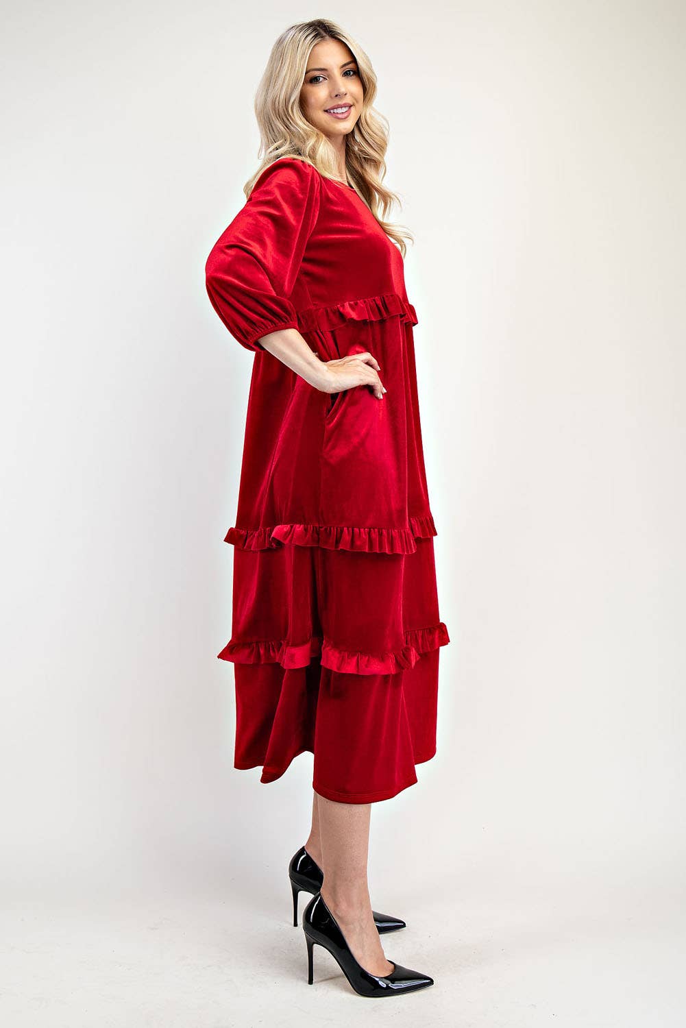 Celeste Clothing – wholesale Klänning - Dam – PLUS SIZE ELEGANT BLYGSAM KLÄNNING I SAMMET -MD33897-PL45