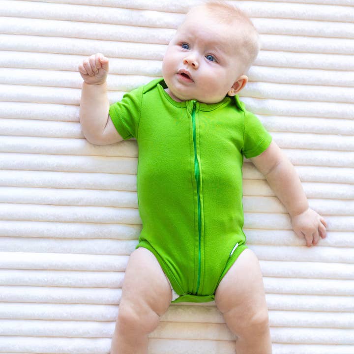 Zipper Bodysuit in Forest, Newborn and other Purchase Wholesale dreambox. Free Returns & Net 60 Terms on Faire trending on Faire.