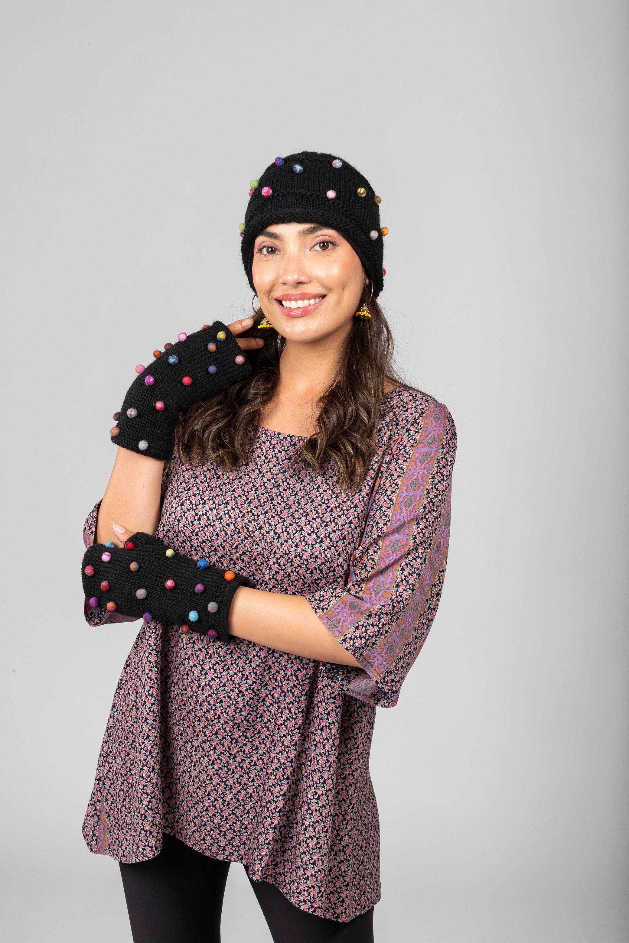 Windhorse Trading Inc - Vente Bonnet – femme - Famille Point de Sucre _1471