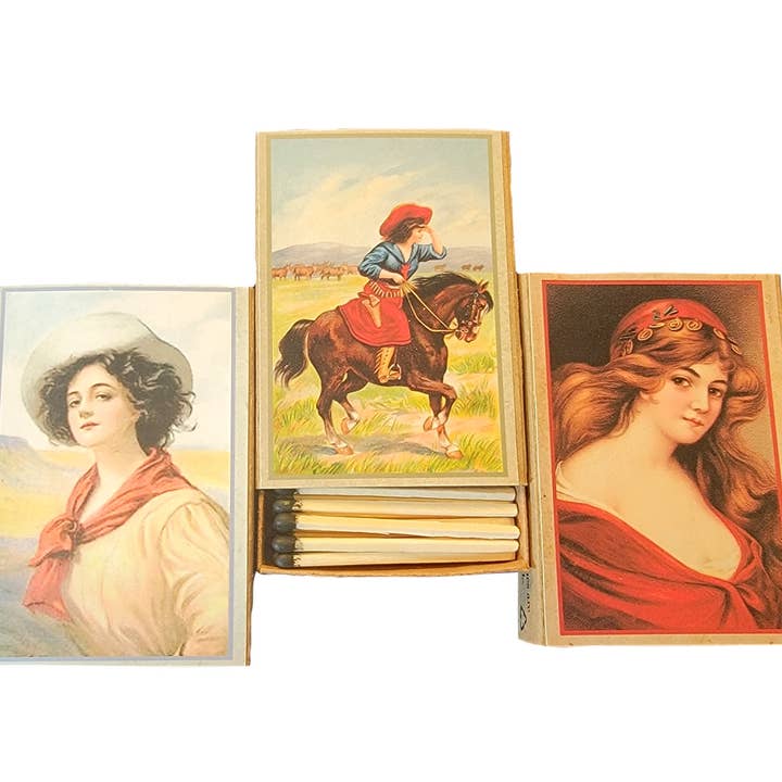 Boîte d'allumettes décoratrice artisanale « Free Spirits » pour la vente par Superior Dry Goods