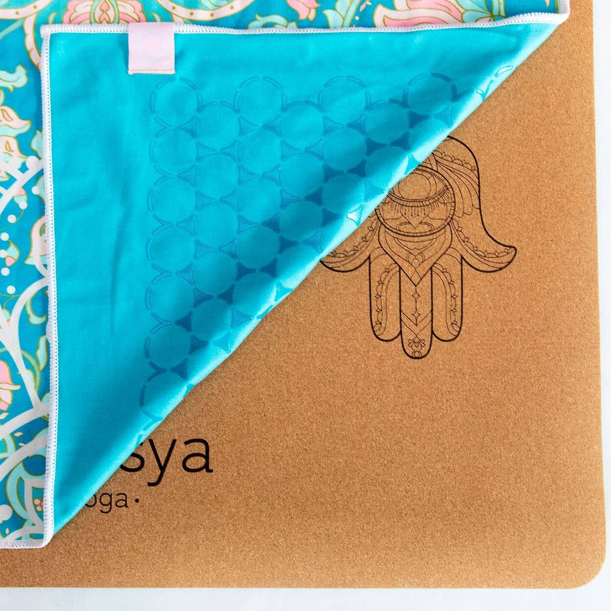 Divasya - Wholesale Yoga Towel - Yoga Towel Set | 1 Yoga Towel with Silicone Honeycomb Structure & 1 Face Towel | in 6 Colors4