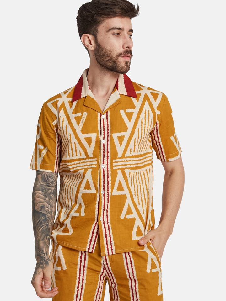 Be Sunset – wholesale Buttoned-down shirt – Men's – Tela Saffron Unisex Shirt