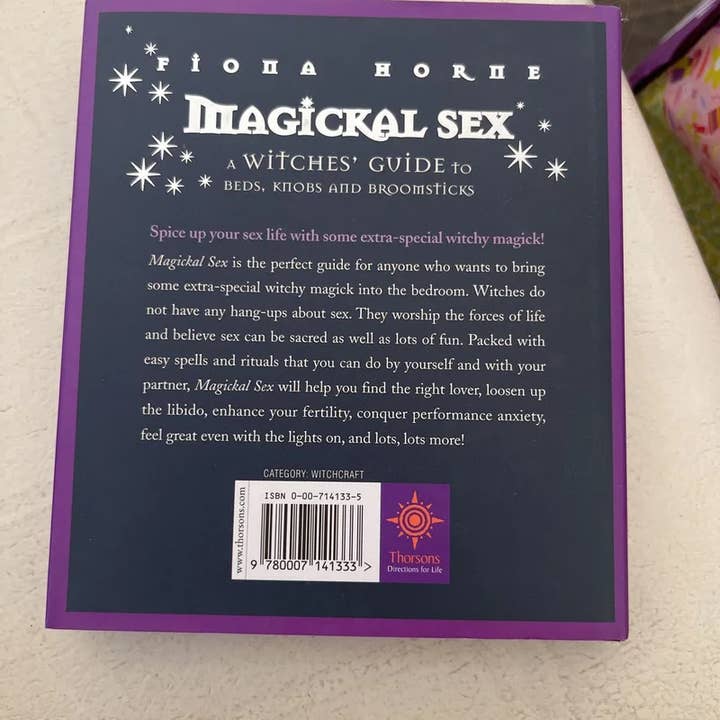 Real Retro - Wholesale Body, Mind & Spirit - Magickal Sex Fiona Horne Book1