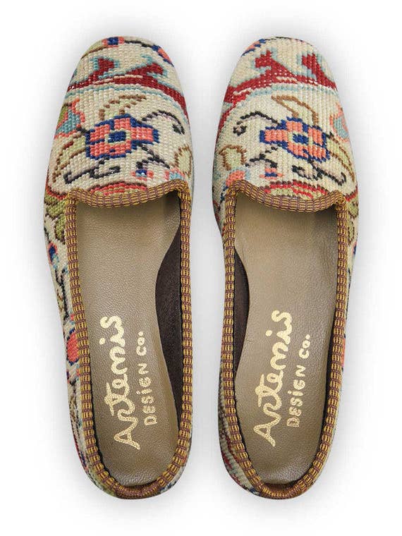 Women's Carpet Loafers - Size 8 for wholesale by Artemis Design Co.