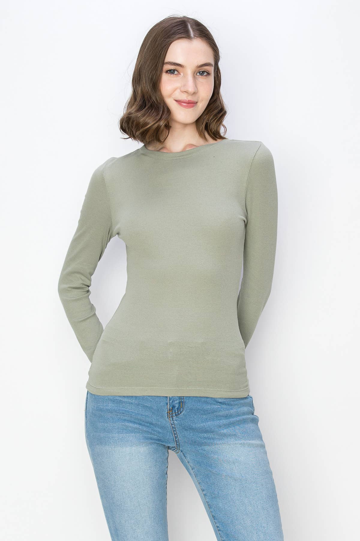 Color 5 – Großhandel T-Shirt – Damen – Unifarbenes, geripptes Langarm-Shirt aus Baumwolle mit Rundhalsausschnitt10