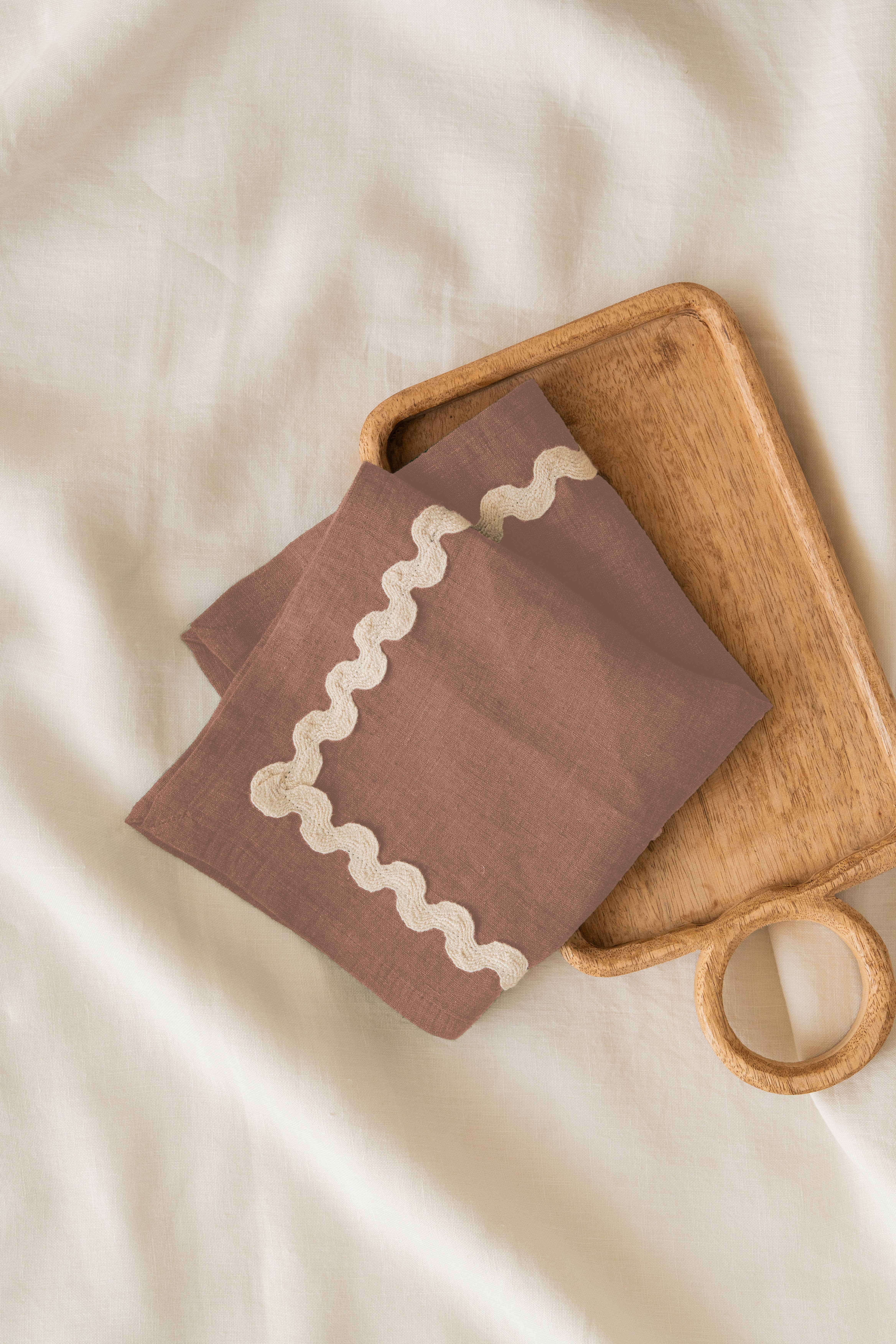 Live Linen – Großhandel Papier- & Stoffserviette – Moderne Leinenserviette – Natürliche Spitze4