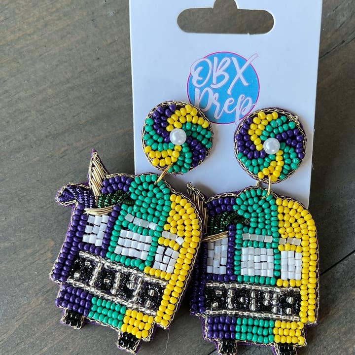 Perlenohrring im Mardi-Gras-Design in Trolley-Form für den Großhandel von OBX Prep