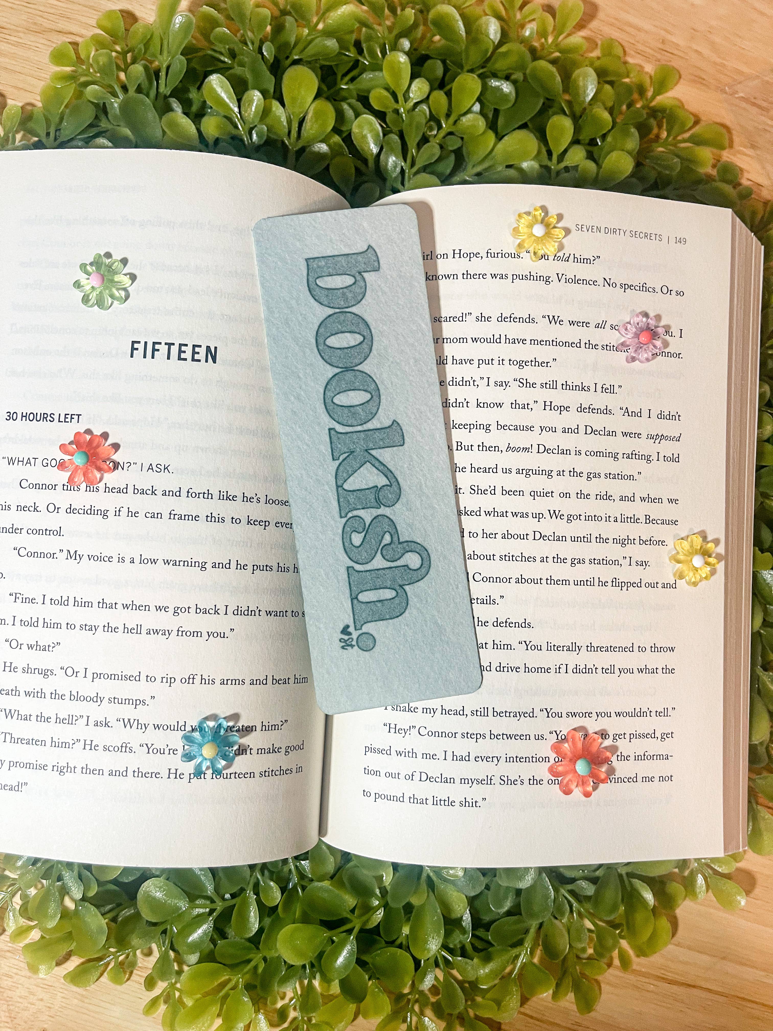 Sharp Thoughtlings - Vente Marque-page - Livresque. Marque-page monochrome en feutre1