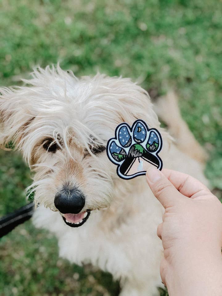 Patch imprimé patte Explorer Pup pour la vente par The Unexpected Type