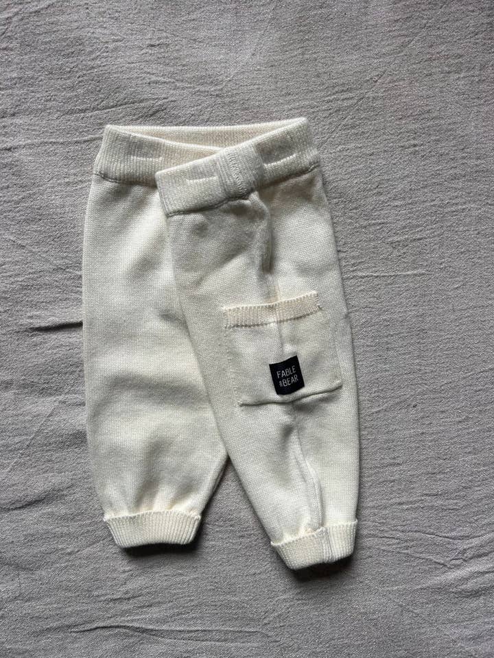 Fable & Bear - Wholesale Cardigan - Baby - Fable Knit Cardigan & Pocket Jogger Set5