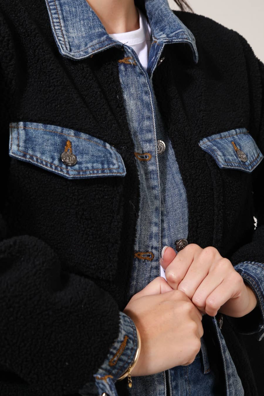 Attrait Paris – wholesale Päls/fuskpäls - Dam – Jeanrock med kort päls i bi-material9