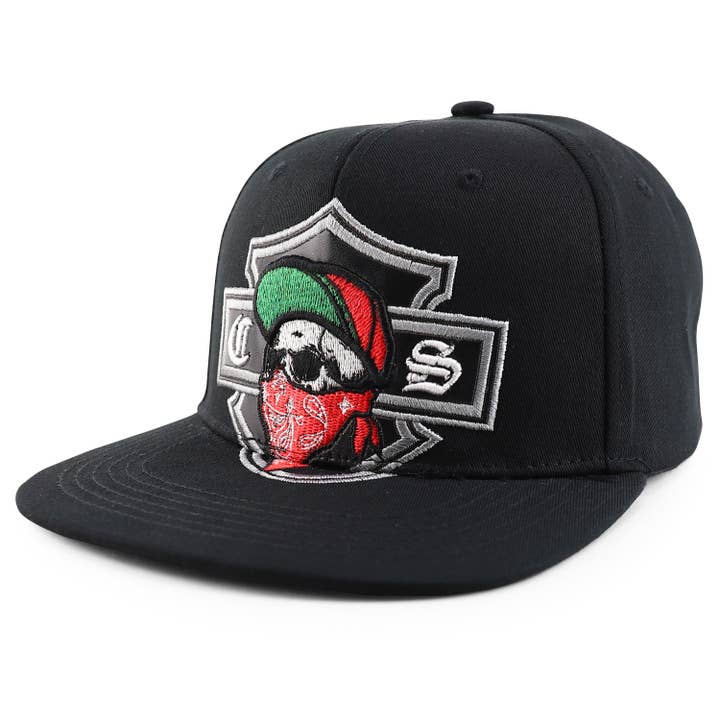 Trendy Apparel Shop - Vendita all'ingrosso Cappellino con visiera piatta - Uomo - Cappello a becco piatto ricamato con teschio chicano con bandana