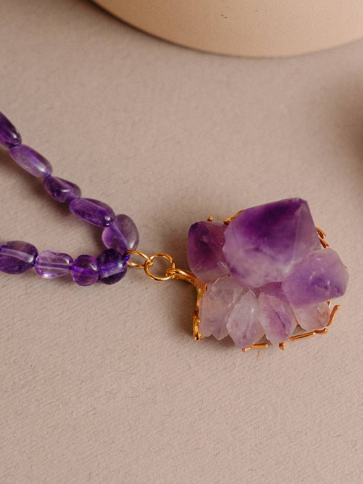 Collar de Amatista en Bruto: Poder Natural en Cada Piedra for wholesale by PHOEBE´S