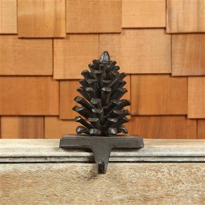 HomArt – wholesale Christmas decoration – Pinecone Stocking Holder - Cast Iron - Brown1