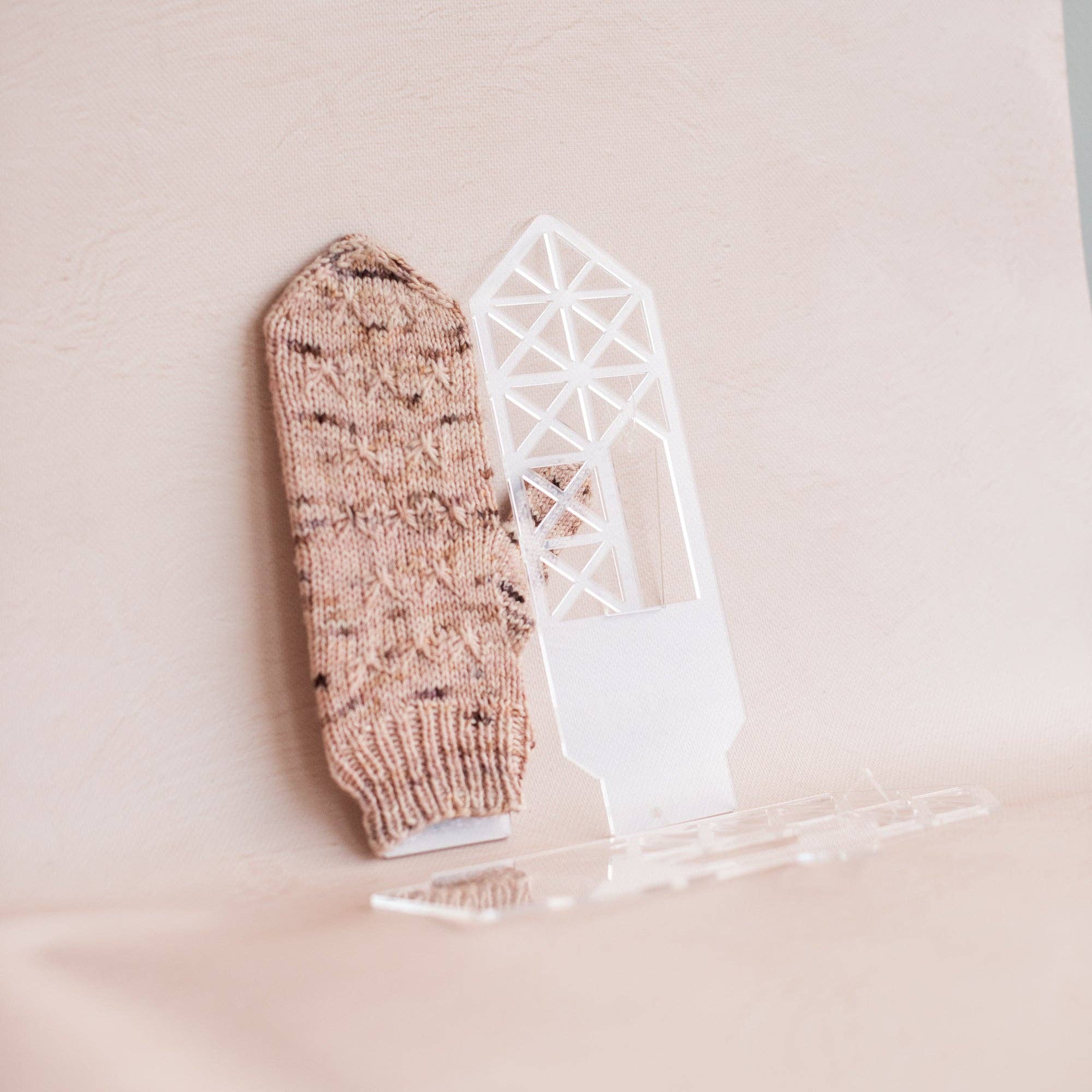 KNITS by ce AB - Wholesale Knitting/Crochet Supplies - Middle blocker acrylic2