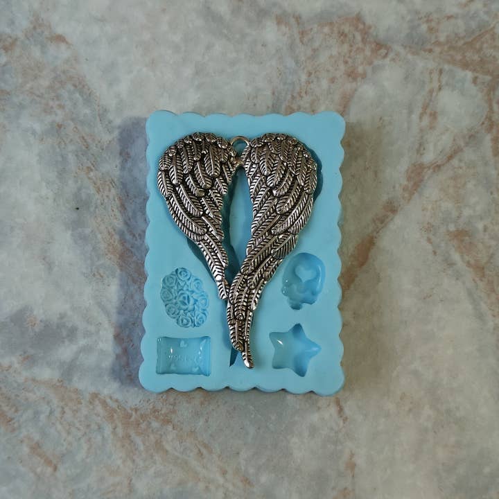 Serena Creazione di Serena Stampone - Wholesale DIY Craft Kit - Angel Wing Mold 4x7cm in silicone for resin, wax, and plaster2