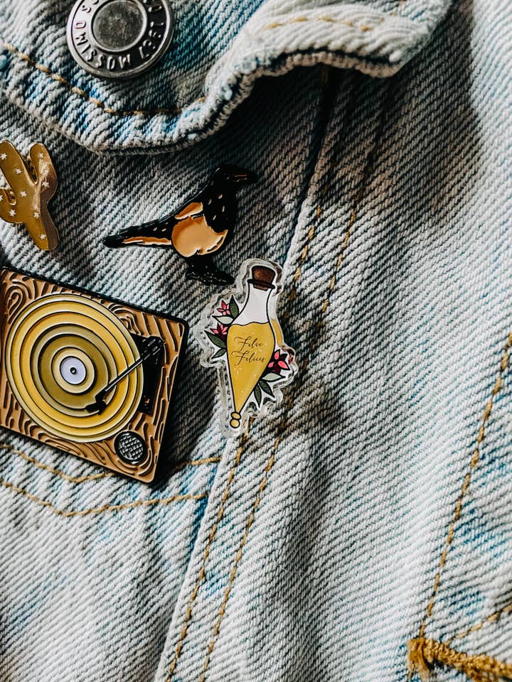 Spilla Felix Felic per la vendita all'ingrosso da parte di Collette Noel Design