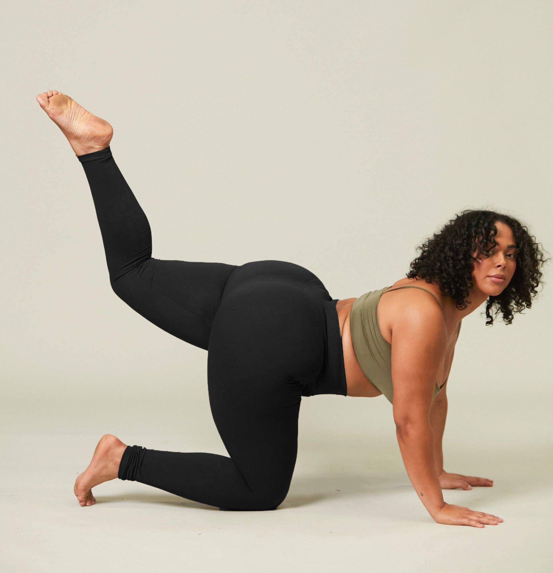 Babes - Wholesale Athletic/Lounge Leggings - Women's - The Cotton Tummy Control Legging (black)2