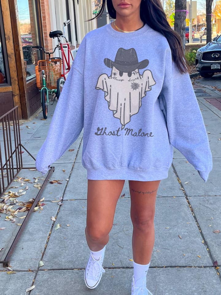 Chandail à col rond Ghost Malone Spooky Season Tattoo Cowboy pour la vente par Monday Muse