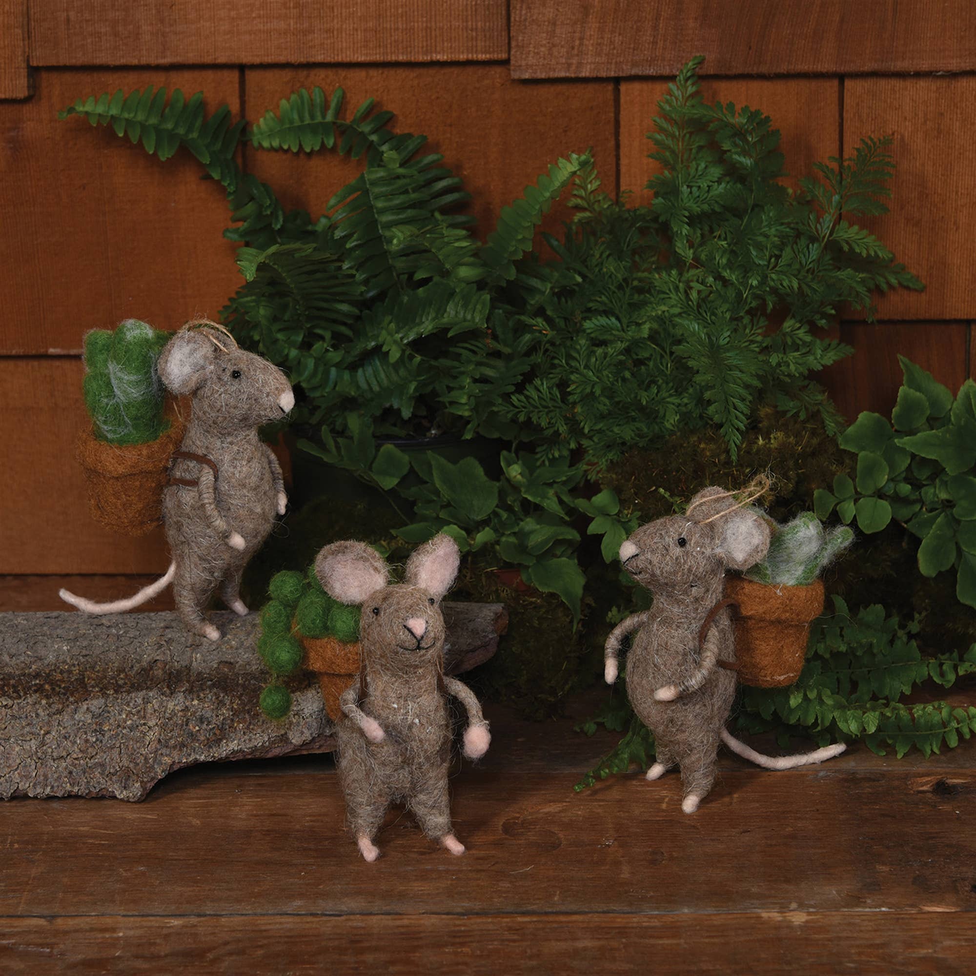 HomArt - Wholesale Decorative Figurine - Mice with Succulents, Set of 37