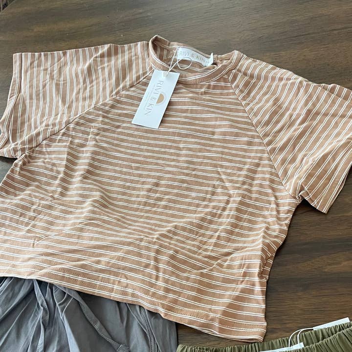 T-shirt surdimensionné Drift - Marron clair pour la vente par Rivi & Kin