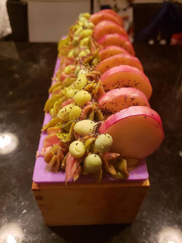 Don't Make Me Drag You (Fruit du dragon et poire juteuse) pour la vente par Zinnia Virgo Soaps, LLC