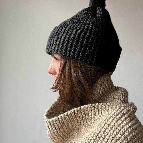 Project Weekend - Wholesale DIY Craft Kit - DIY LEARN TO KNIT CRAFT KIT: CLASSIC POM BEANIE10