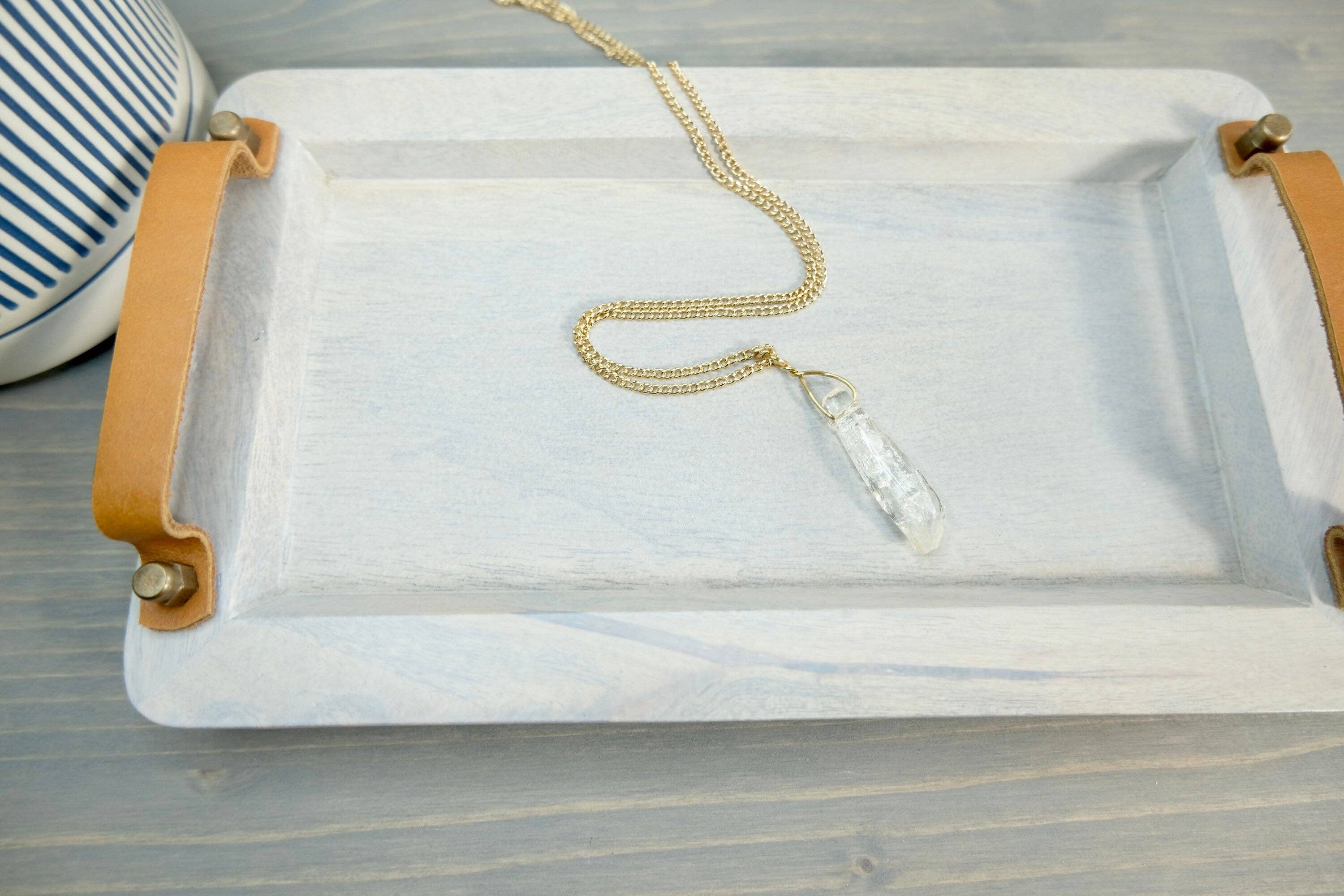 BlueButterflyBazaar - Wholesale Pendant/Charm Necklace - Ahsoka Tano’s Kyber Crystal Small Pendant Necklace White crystal Star Wars Gift5