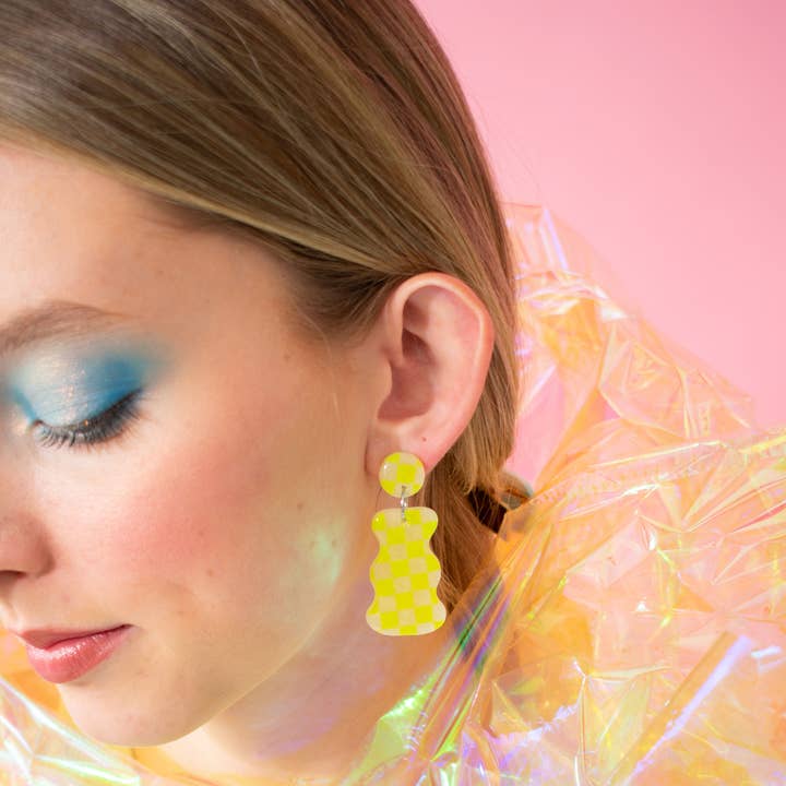 Neon-Karomuster-Polymer-Ton-Abstrakte Ohrhänger für den Großhandel von Night Moves Atelier