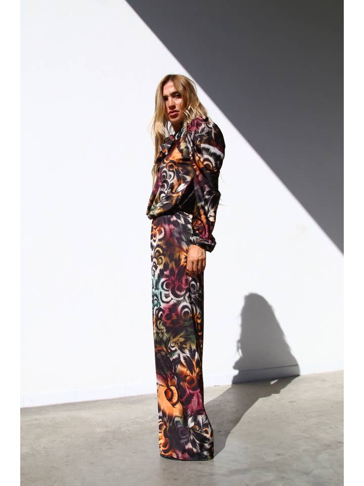 PUFF SLEEVE SHIRT WITH BOW AT NECK MULTICOLOR FEATHERS for wholesale on Faire2