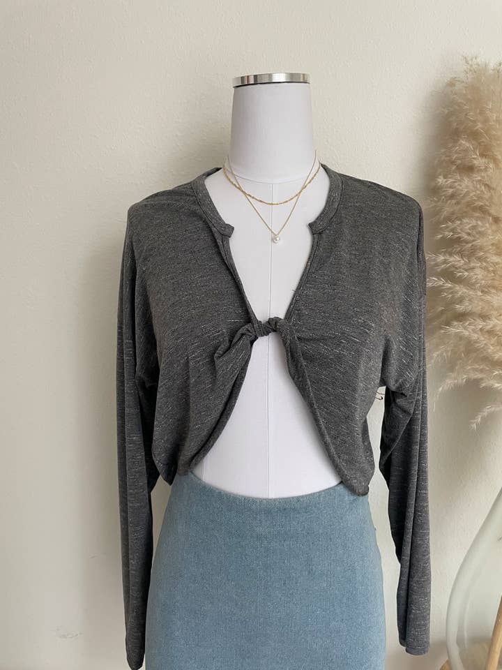 Langarmshirt mit Twist Front für den Großhandel von ACOA COLLECTION