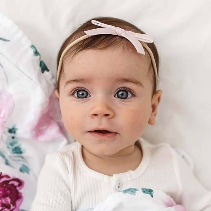 Lullaby Rosa sammet rosett för wholesale av Snuggle Hunny