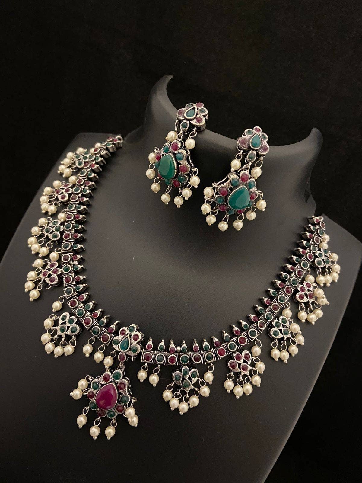 Vastrabhushan – wholesale Jewellery set – Handmade Indian Ethnic Gutta Pusalu Necklace Set3