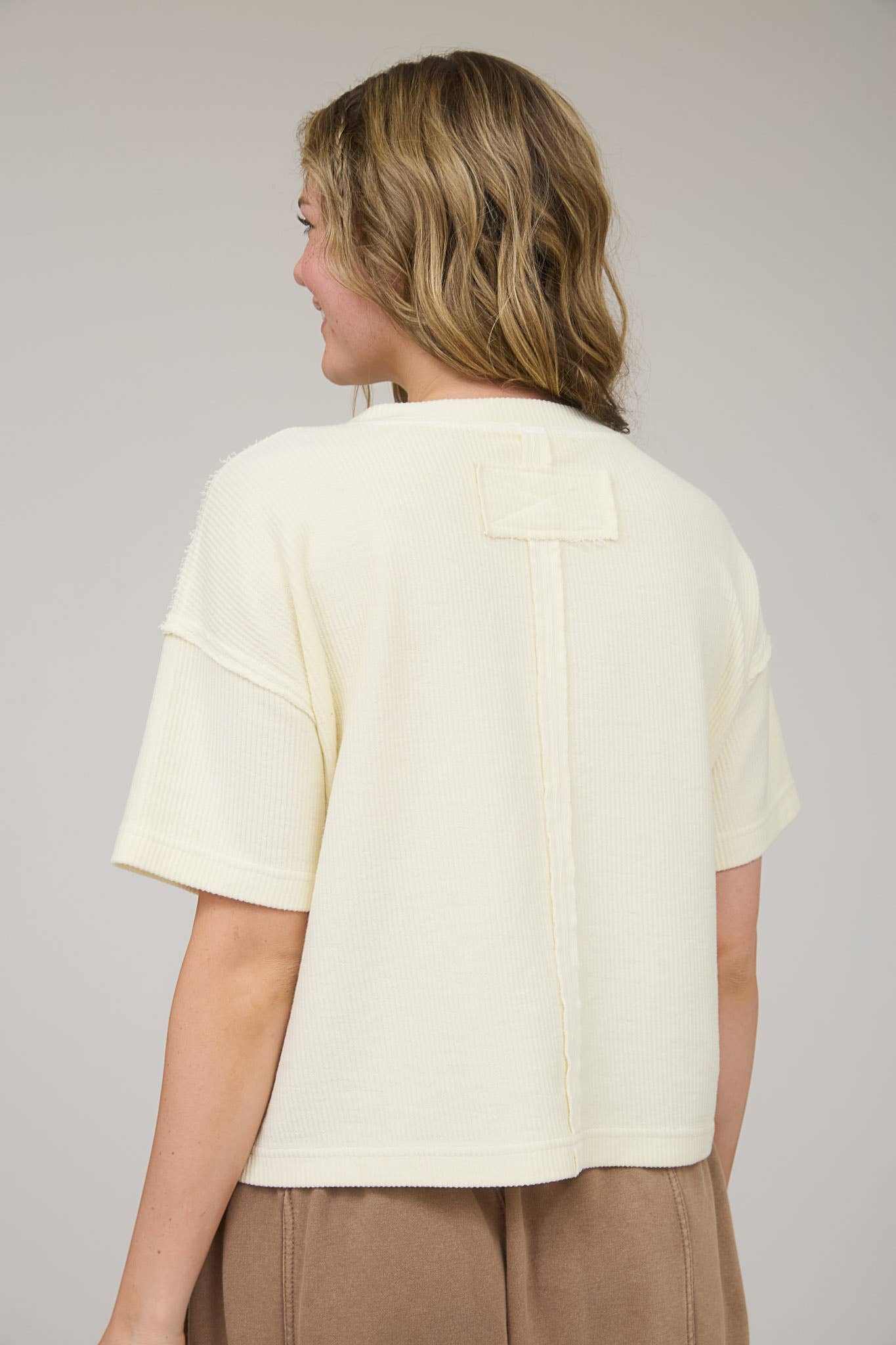 J.O.A - Wholesale Knit Top - Women's - WASHED RIBBED SHORT SLEEVE TEE WITH POCKET1