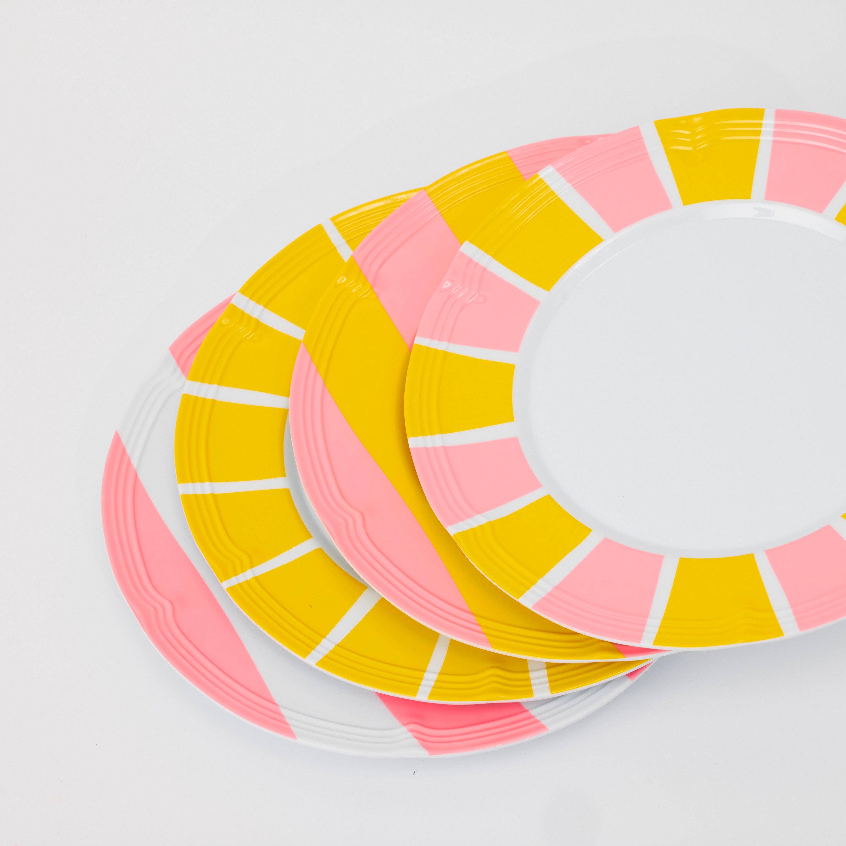 STYLD. - Wholesale Tableware set - Baby, Let's Go Outside Melamine Plate Set | Striped3