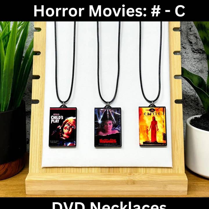 Horrorfilme (#-C) Halsketten für den Großhandel von BitsyLabs