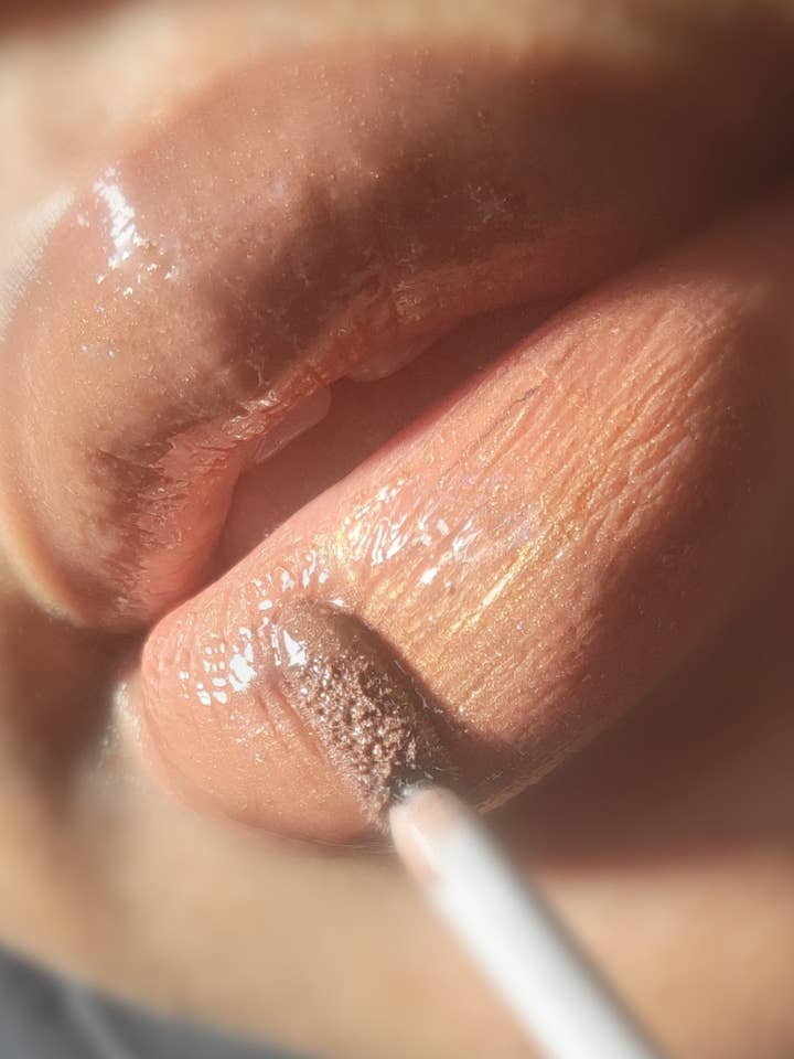 Nudist Lipgloss for wholesale by S.I.S Cosmetics