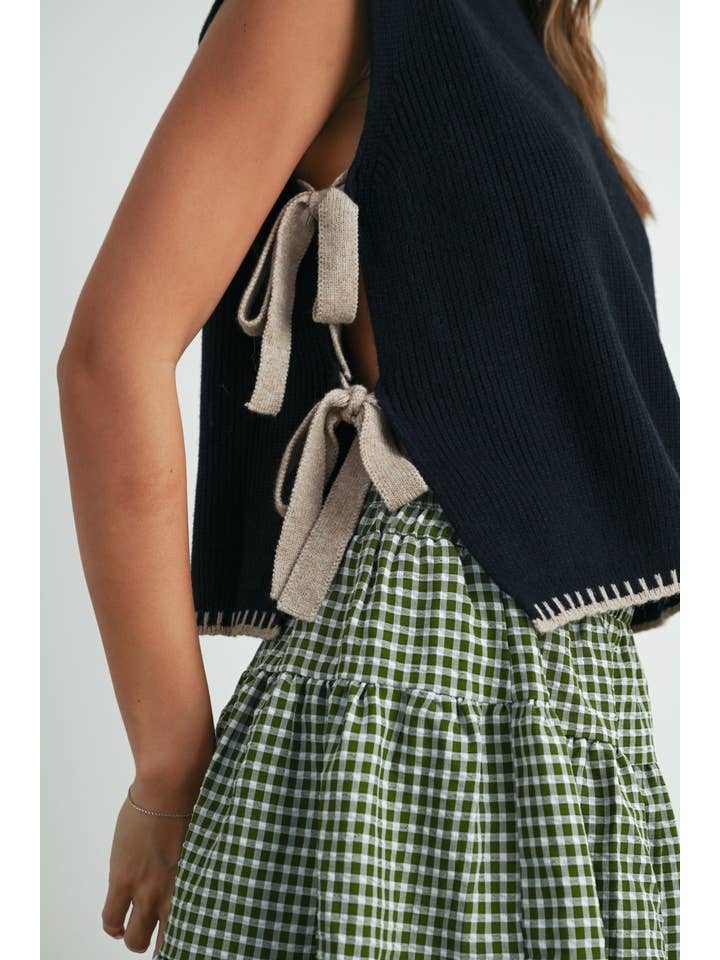 BUTTERMELON - Wholesale Sweater Vest - Women's - Mock Neck Sleeveless Sweater- BMW7529