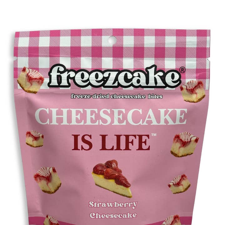 Freezcake - Wholesale Cake - Strawberry Freeze Dried Cheesecake Bites0