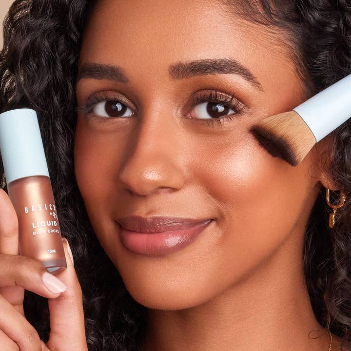 Basics By B - Wholesale Makeup highlighter - Liquid Glow Drops7