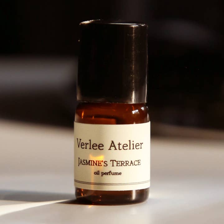 Jasmine's Terrace Parfümöl von Verlee Atelier für den Großhandel von Verlee Atelier