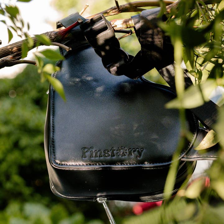 Pinstory - Wholesale Belt Bag - Women's - The Original Heart ITA Fanny Pack 3