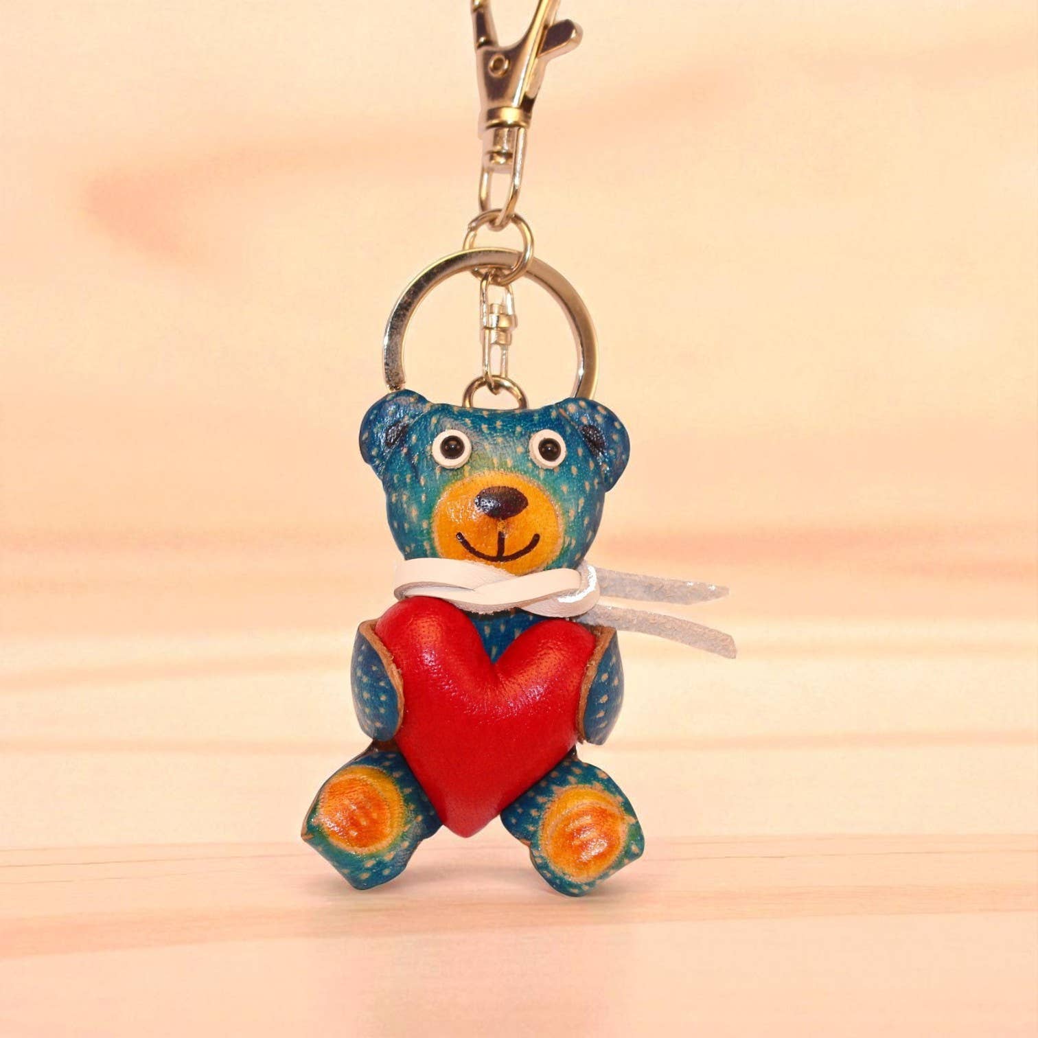 Sunflower Handmade leather inc - Wholesale Keychain - Women's - Handmade genuine leather Bear Key Chain KC41481