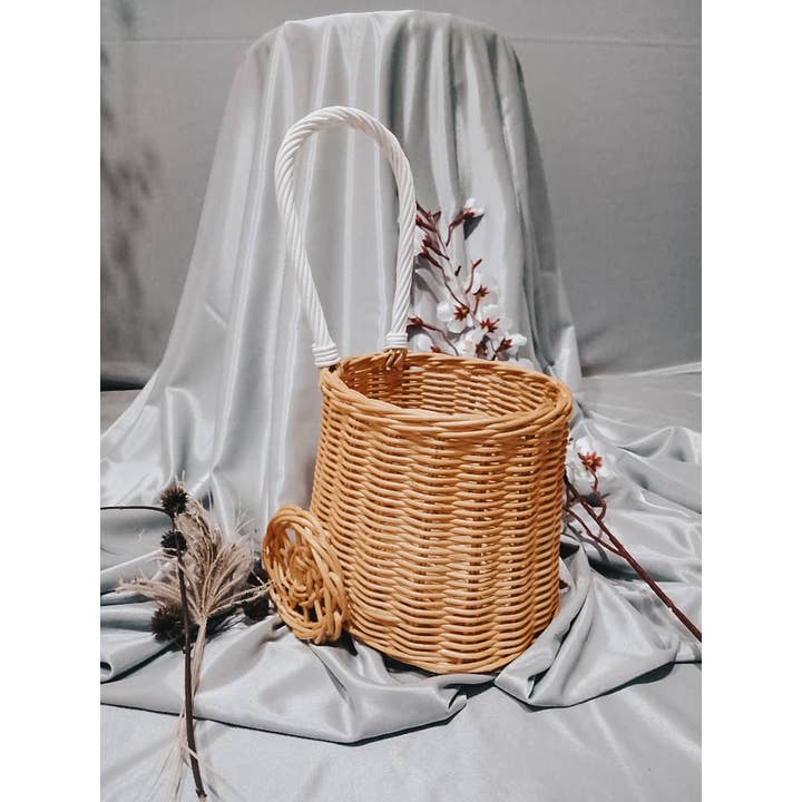 Kleine Tijntje - Wholesale Wall Accent - Mini Oma Wicker3